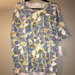 Small NWT Irma tunic LuLaRoe